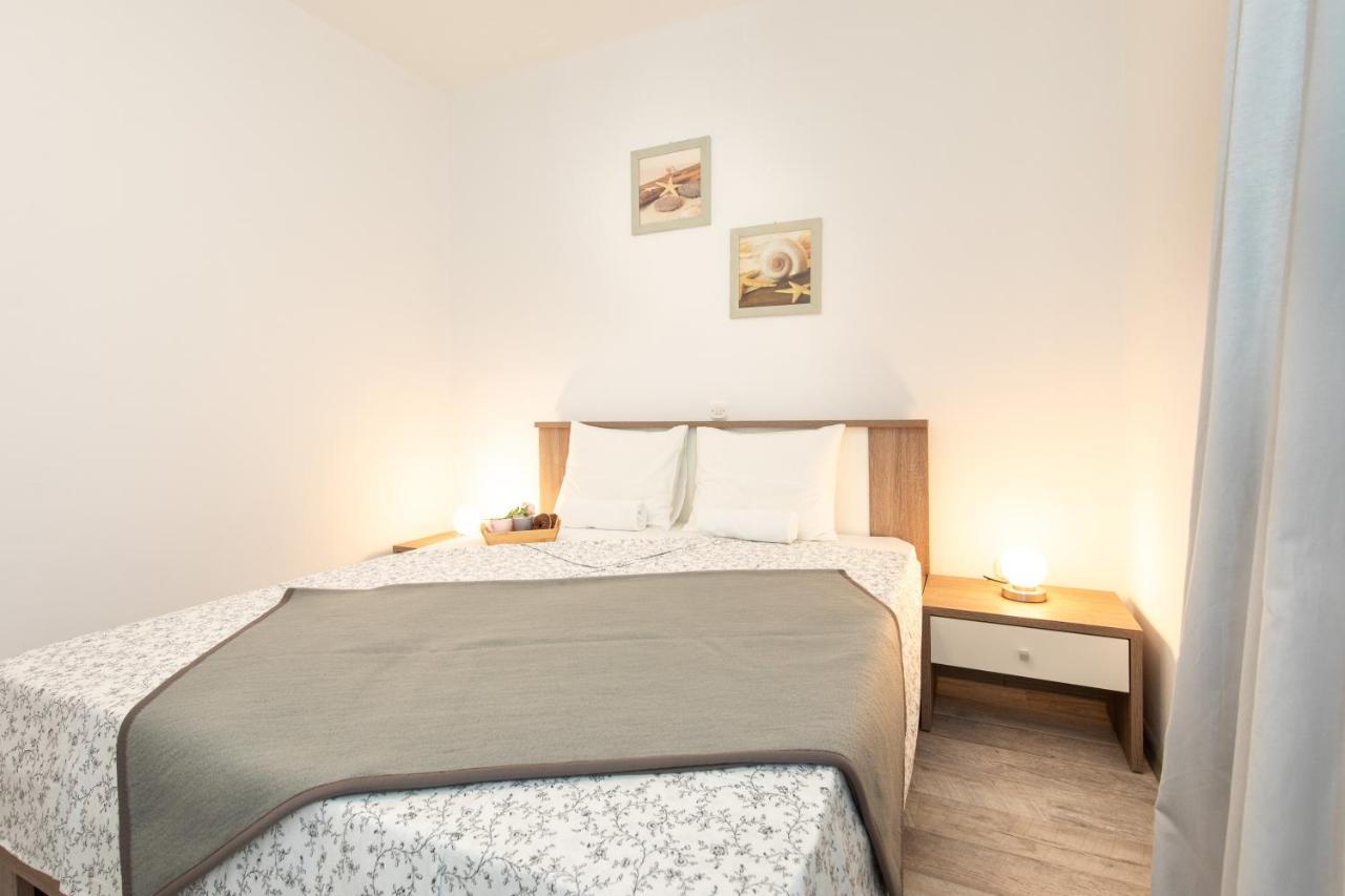 Apartments Doris, Krk Krk Town Extérieur photo